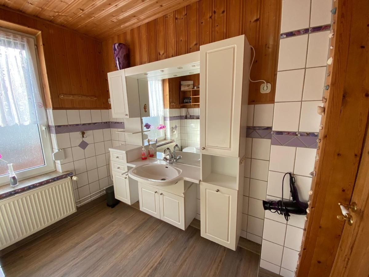 Ferienwohnung "Bine" Любек Экстерьер фото