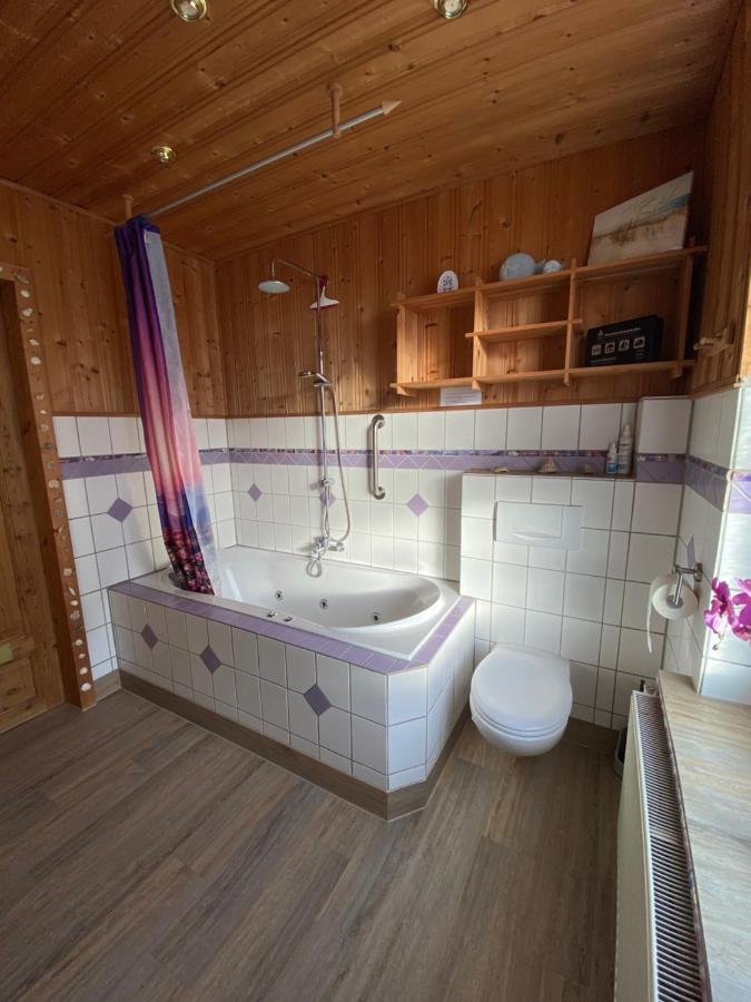 Ferienwohnung "Bine" Любек Экстерьер фото