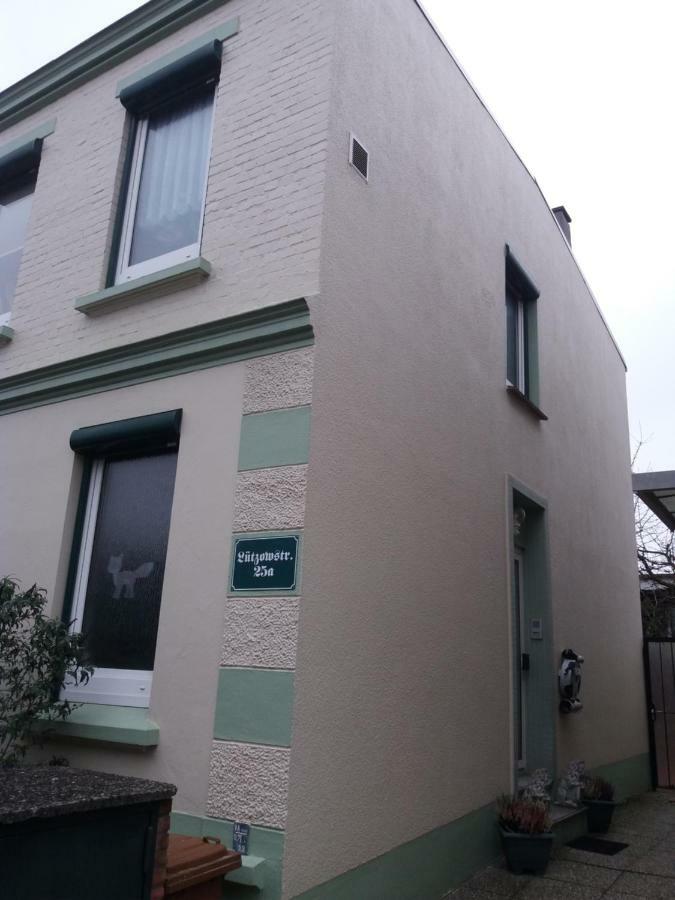 Ferienwohnung "Bine" Любек Экстерьер фото